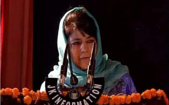 मोदी का पाकिस्तान जाना ताकत की बात, कश्मीर को वह निकालेंगे दलदल से बाहर: महबूबा मुफ्ती