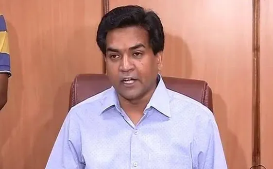 आप संकट: कपिल मिश्रा ने सीबीआई में केजरीवाल के खिलाफ तीन शिकायतें दर्ज कराई