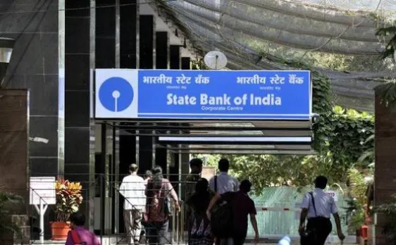 एसबीआई एटीएम निकासी शुल्क के विरोध में केरल में प्रदर्शन