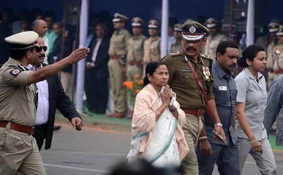 दिल्लीः सोनिया से मिलने पहुंची ममता, कहा- राष्ट्रपति के नाम पर नहीं हुई चर्चा, राजनीतिक मुद्दों पर हुई बात