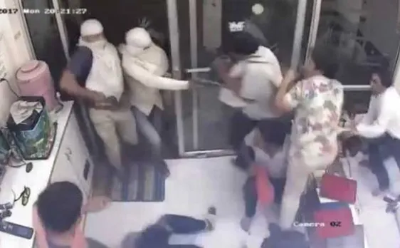 यूपी: मथुरा में हुए लूट और डबल मर्डर के खिलाफ सर्राफा व्यापारियों की हड़ताल