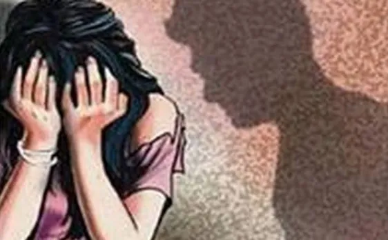 रोहतक गैंग रेप जांच में कोताही बरतने पर हरियाणा के 2 पुलिस अधिकारी सस्पेंड, 1 का ट्रांसफर