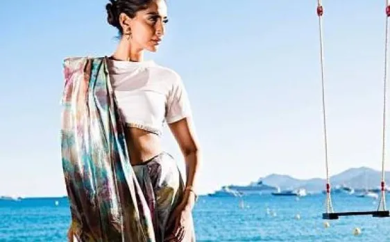 Cannes 2017: ऐश्वर्या राय, दीपिका पादुकोण के बाद सोनम कपूर की दिलकश अदाओं ने किया मदहोश,देखें तस्वीरें