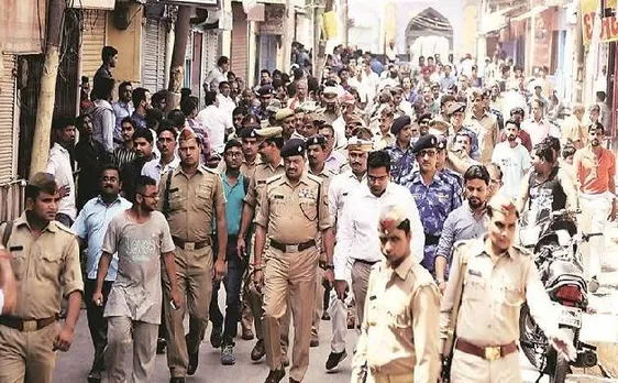 अलीगढ़ में जातीय संघर्ष, दलित परिवारों ने इस्लाम अपनाने की दी धमकी