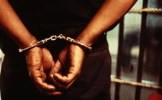 इंडोनेशिया: समलैंगिकों की सेक्स पार्टी पर छापा, 141 गिरफ्तार