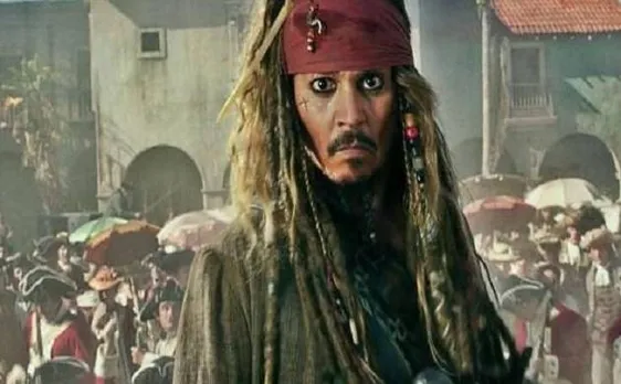 'पाइरेट्स ऑफ द कैरिबियन' मूवी रिव्यू: एक्शन और ड्रामा से भरपूर है कैप्टन जैक स्पैरो की कहानी
