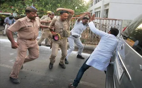 छात्रों को भारी पड़ा योगी आदित्यनाथ का विरोध, अदालत ने नहीं दी जमानत