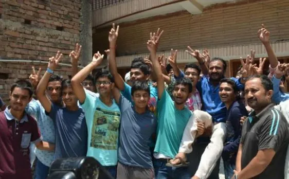 आईआईटी प्रवेश परीक्षा में सुपर-30 के सभी विद्यार्थी सफल
