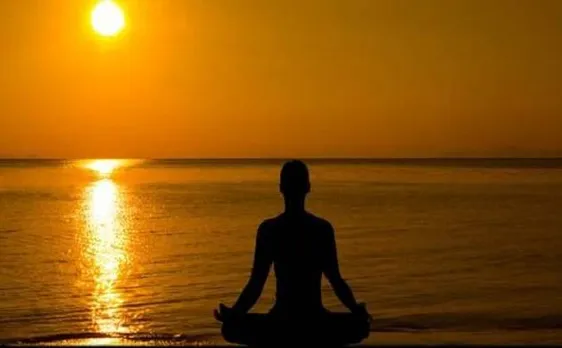 अंतर्राष्ट्रीय योग दिवस 2017: योगासन की मदद से ब्लड प्रेशर को करें कंट्रोल