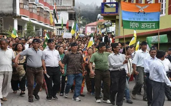 जीजेएम पर सरकार और पार्टी का दबाव, बंद और प्रदर्शन पर अपनाए लचीला रुख