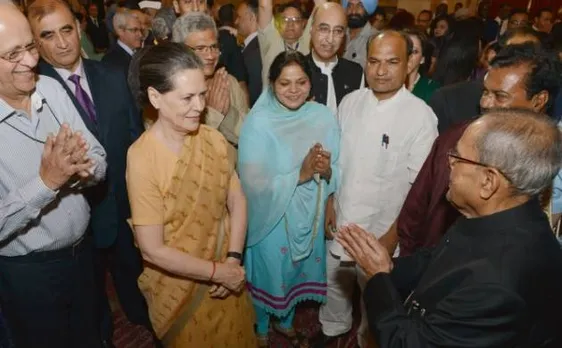 राष्ट्रपति की इफ्तार पार्टी से दूरी बनाने पर मोदी सरकार की विपक्ष ने की निंदा
