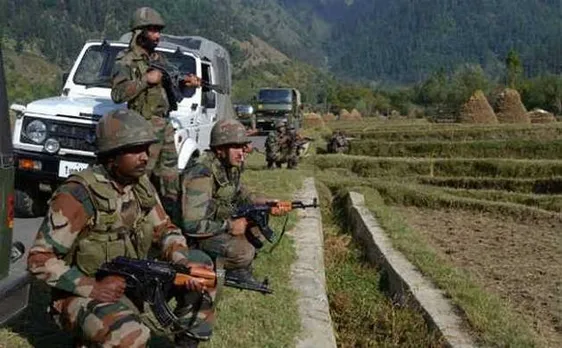 जम्मू-कश्मीर: पाकिस्तान ने फिर तोड़ा सीजफायर, नौशेरा सेक्टर में दागे मोर्टार