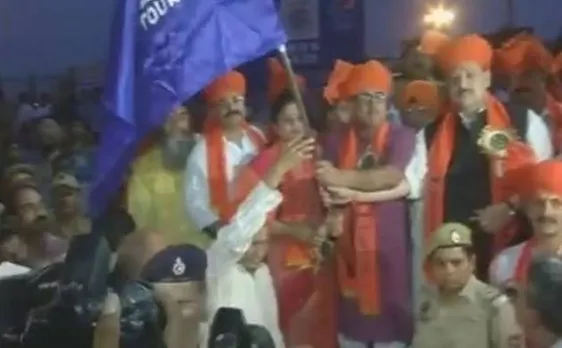 आज से शुरू हुई अमरनाथ यात्रा, डिप्टी सीएम निर्मल सिंह ने किया यात्रियों के पहले जत्थे को रवाना