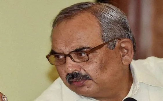 इंडिगो और बीएसएफ विमान टकराने से बचे, बाल-बाल बचे केंद्रीय गृह सचिव राजीव महर्षि