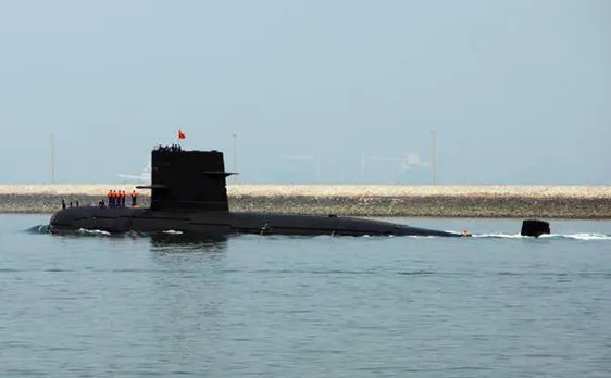भारतीय समुद्री क्षेत्र में दिखा चीनी युद्धपोत, नौसेना रख रही है कड़ी नजर