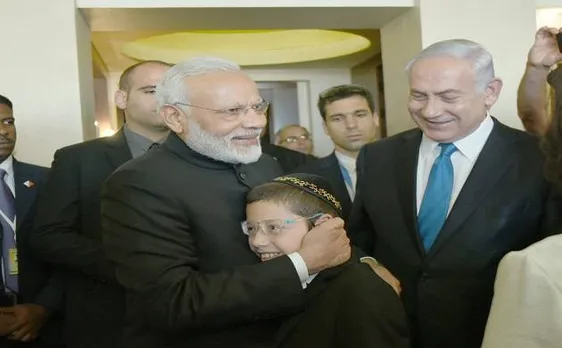 इजराइल में मुंबई आतंकी हमले में बाल-बाल बचे बेबी मोशे ने PM मोदी से मिलकर कहा, भारत से करता हूं प्यार