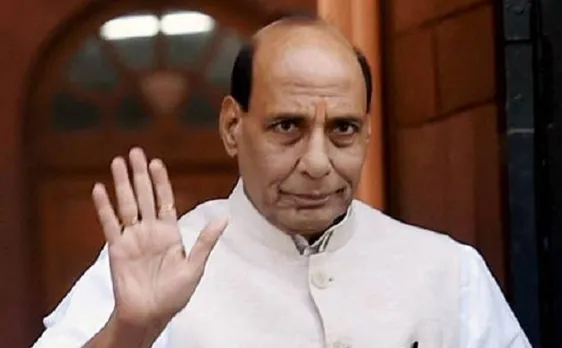 ममता बनर्जी और राज्यपाल के बीच सुलह की कोशिश में राजनाथ, राज्य सरकार से मांगी रिपोर्ट