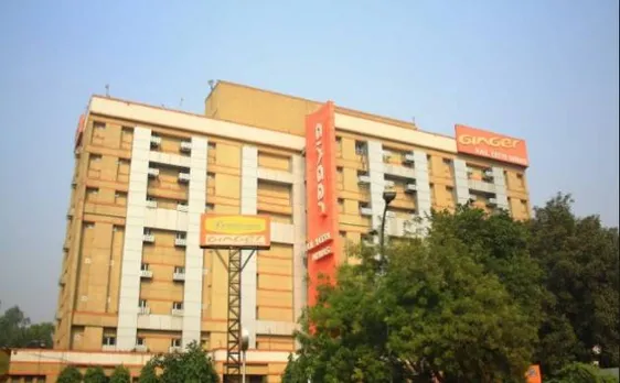 रेल मंत्री 2006 में इन चार कंपनियों को मिला था रेलवे का टेंडर, दो कॉन्ट्रैक्ट हथियाने में कामयाब रही थी पटना की होटल कंपनी