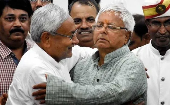 महागठबंधन टूटने की अटकलों के बीच लालू ने किया साफ, इस्तीफा नहीं देंगे तेजस्वी