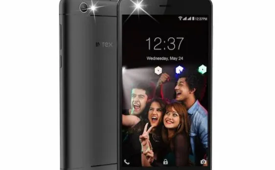 सेल्फी के दीवानों के लिए  Intex कंपनी ने Aqua Selfie स्मार्टफोन को किया लॉन्च