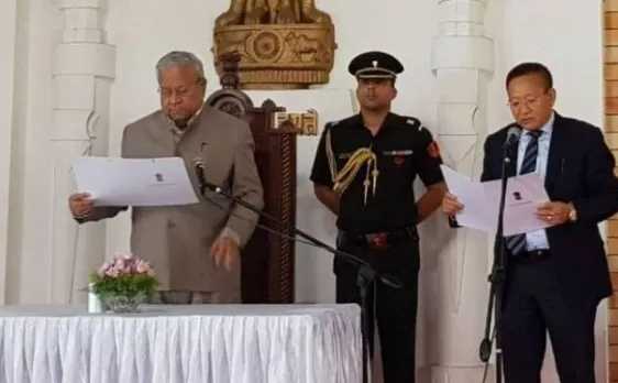 नागालैंड में लीजीत्सू की सरकार बर्खास्त, जेलियांग ने ली सीएम पद की शपथ