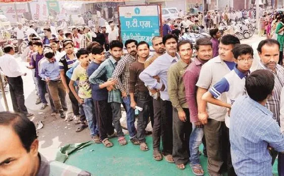 रोजी-रोटी पर भारी पड़ी नोटबंदी, 15 लाख नौकरियां स्वाहा: सर्वे