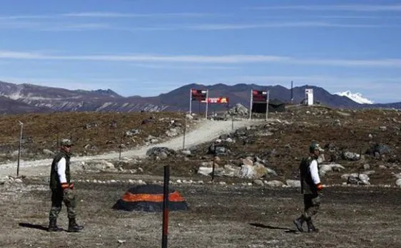 चीन ने कहा भारत सीमा से हटाए सेना, कोविंद के भाषण से नाराज़ कांग्रेस देखें दिनभर की 10 बड़ी खबरें