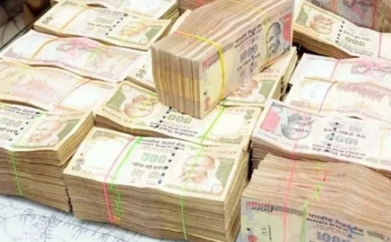नोटबंदी के बाद आयकर विभाग की नजर अब ITR बदलने वालों पर, 30,000 से ज्यादा मामलों की हो रही है जांच