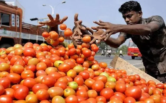 टमाटर की कीमतें आसमान पर प्याज भी हो सकता है महंगा
