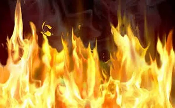 पाकिस्तान: रावलपिंडी से पेशावर जा रही वैन में आग, 13 लोगों की मौत