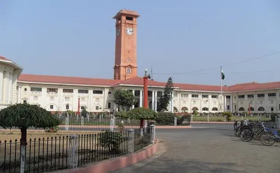 बिहार में बड़ा प्रशासनिक फेरबदल, 28 IAS और 44 IPS अफसरों का तबादला
