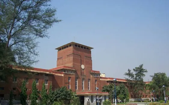डीयू: गणित Phd में SC/ST का कटऑफ मार्क्स जीरो, सोशल मीडिया पर आलोचना