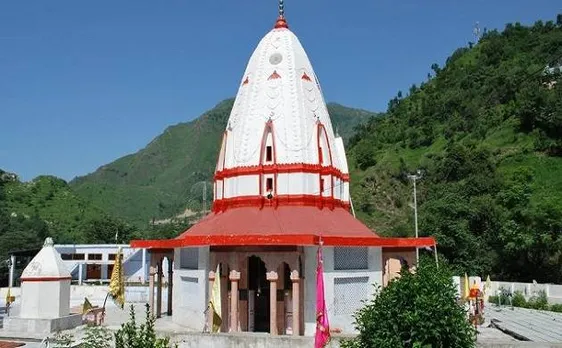 जम्मू-कश्मीर: बाबा बुड्ढा अमरनाथ जी के दर्शन के लिए उमड़ी श्रद्धालुओं की भीड़, सुरक्षा के कड़े इंतजाम
