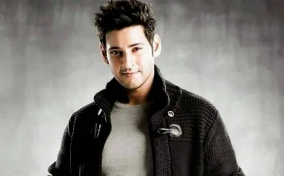 'स्पाइडर' का नया पोस्टर रिलीज: व्हाइट सूट में देखें महेश बाबू का सेक्सी लुक