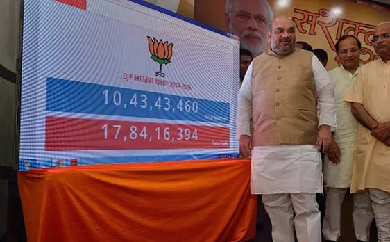 बीजेपी के 'बाहुबली' अमित शाह, गुजरात विधानसभा से संसद तक का सफर