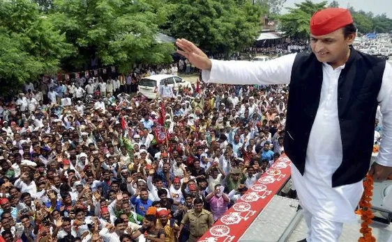 'देश बचाओ देश बनाओ' रैली में बोले अखिलेश, पता नहीं BJP हमारे MLC को कौन सा प्रसाद दे रही है