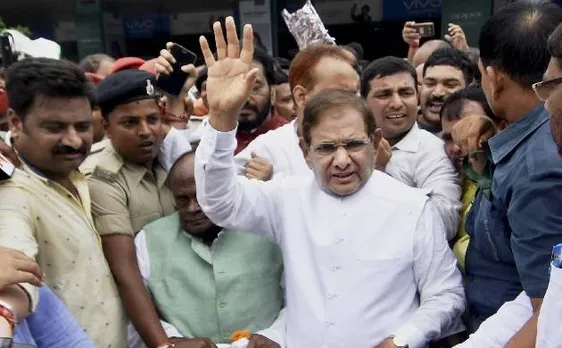 नीतीश के खिलाफ हमलावर शरद यादव को लालू यादव का साथ, JDU जल्द लेगी एक्शन