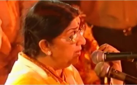 आजादी के 70 सालः 'ऐ मेरे वतन के लोगों' के साथ देखें, बॉलीवुड के देशभक्ति गानों की वीडियो