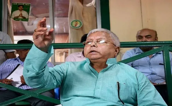 बिहार: लालू ने सुशील मोदी पर लगाया भ्रष्टाचार का आरोप, कहा- बर्खास्त करें नीतीश कुमार