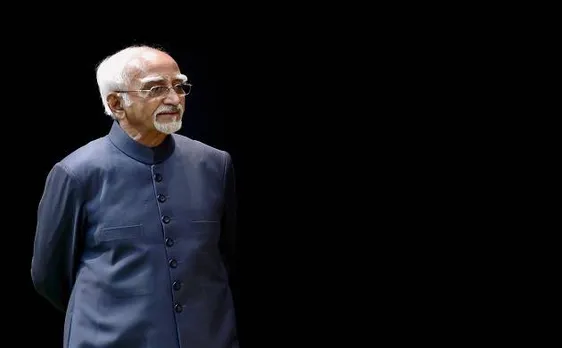 हामिद अंसारी 'सुरक्षित देश' जाएं, तकलीफ में रहना ठीक नहीं: आरएसएस नेता इंद्रेश कुमार