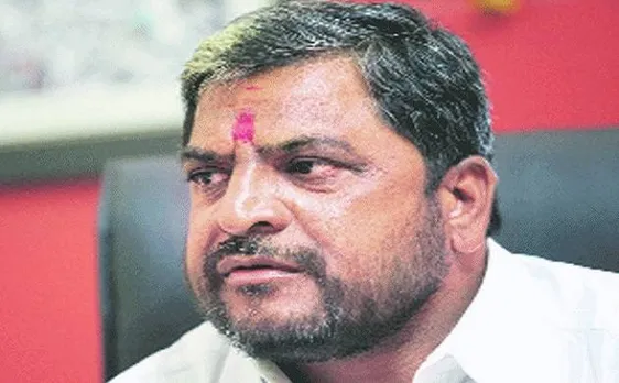 महाराष्ट्र: SSS नेता ने कहा 'पीएम ने नहीं की किसानों की मांगे पूरी, छोड़ सकते हैं पार्टी गठबंधन'