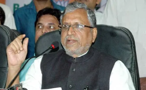 बिहार: सुशील मोदी की कार पर हमला, आरजेडी कार्यकर्ताओं पर आरोप
