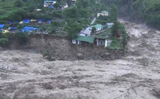 उत्तराखंड में बाढ़ प्रभावित इलाकों में बचाव अभियान जारी