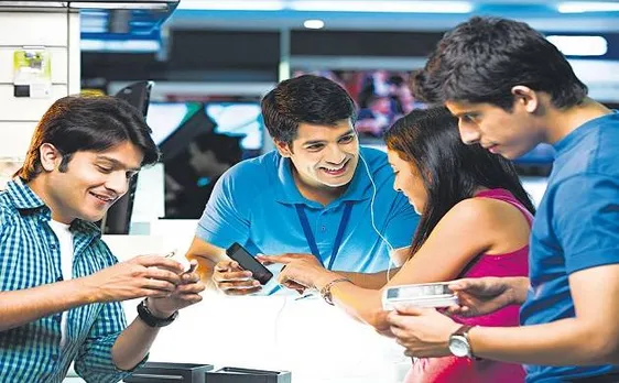 चीनी मोबाइल कंपनियां चुरा रही हैं भारतीयों की निजी जानकारियां, शक के बाद केंद्र सरकार ने भेजा नोटिस