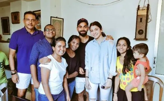 विराट कोहली से श्रीलंका में मिलने पहुंची अनुष्का, फोटो हुआ वायरल