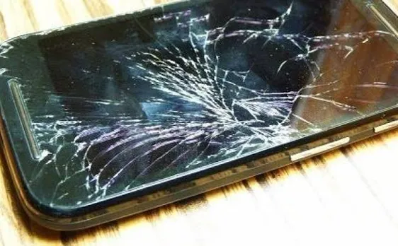 स्क्रीन टूटी तो खुद से होगी ठीक, Motorola जल्द ला रहा है फोन में ऐसा फीचर