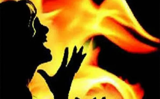 विशाखापट्टनम में शादी से इंकार पर 21 साल की छात्रा को जलाया, मौत