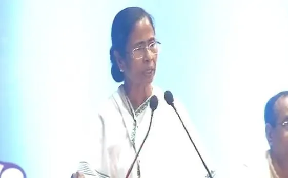 ममता बनर्जी का आदेश, विजयादशमी के बाद 1 अक्टूबर तक नहीं होगा मूर्ति विसर्जन