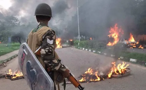 हाई कोर्ट ने लगाई खट्टर सरकार को फटकार, कहा-'सियासी फायदे के लिए पंचकूला को जलने दिया'