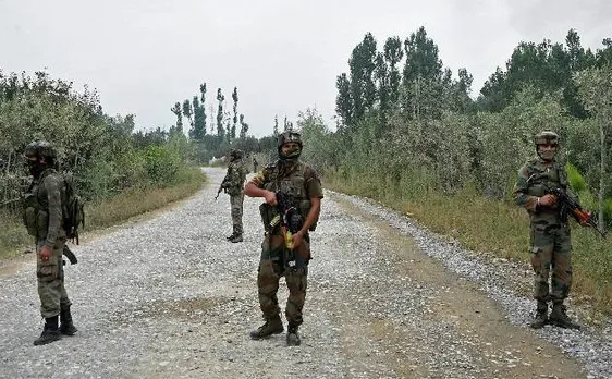 श्रीनगर: पांथा चौक पर पुलिस पार्टी पर आतंकी हमला, 1 जवान शहीद, लश्कर ने ली जिम्मेदारी